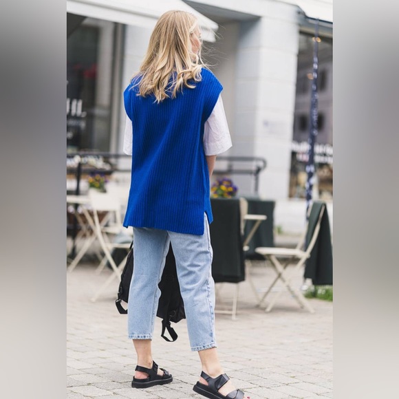 GANNI Rib Knit Vest - Picture 4 of 8